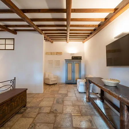 Masseria Abbracciavento - Le * Tricase